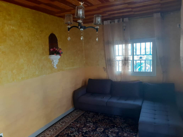 FURNISHED 2 BEDROOOMS AND 2 TOILETS APARTMENT